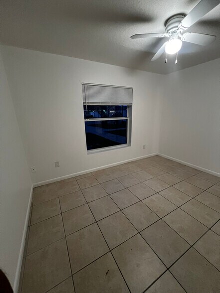 Building Photo - 1311 Emerald Terrace