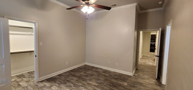 Building Photo - Gorgeous 3 bed/2 bath in Trimmier Estates ...