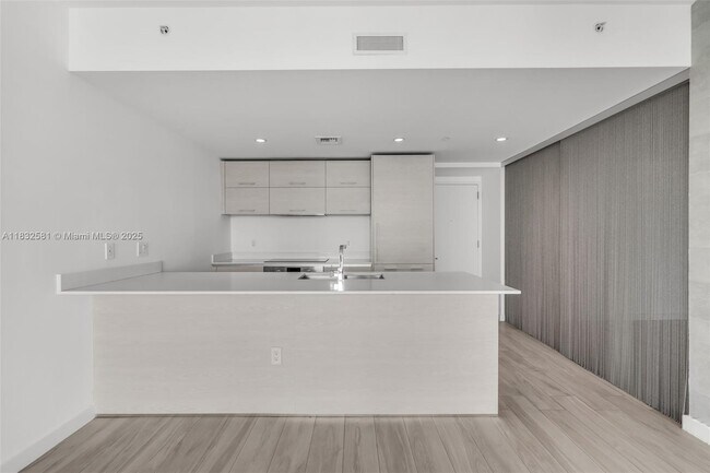Building Photo - 1300 S Miami Ave