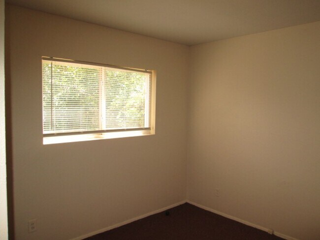 Building Photo - Here It Is!