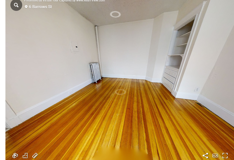 Building Photo - 8 Barrows St