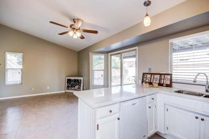 Kitchen/Dining Room - 1732 N Temple St