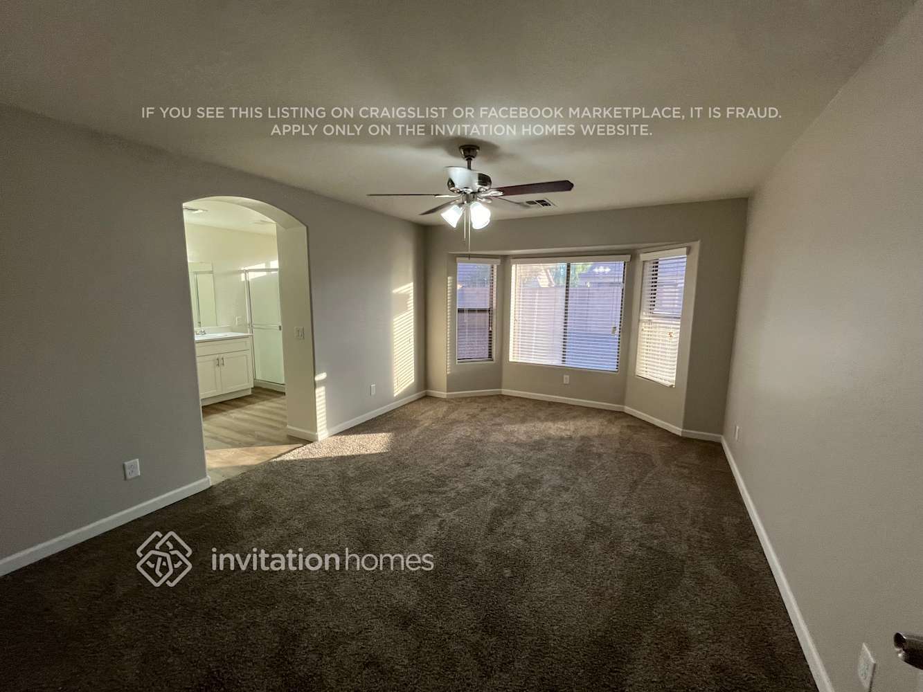 Building Photo - 16063 W Saguaro Ln