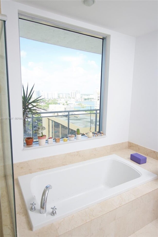 Building Photo - 7901 Hispanola Ave