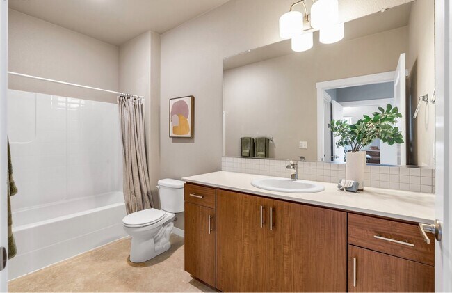 Building Photo - 17181 SW Snowdale St