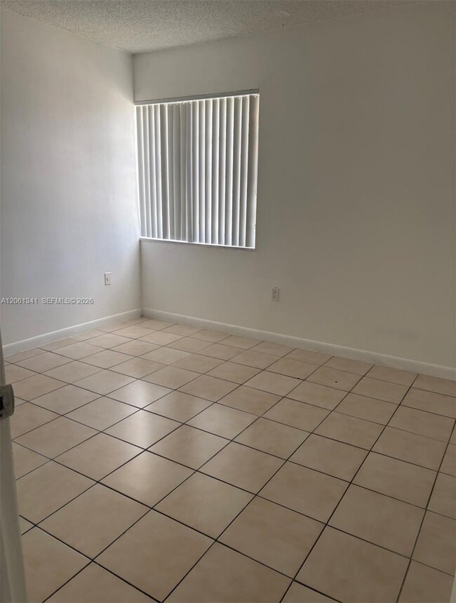 Building Photo - 9300 W Flagler St