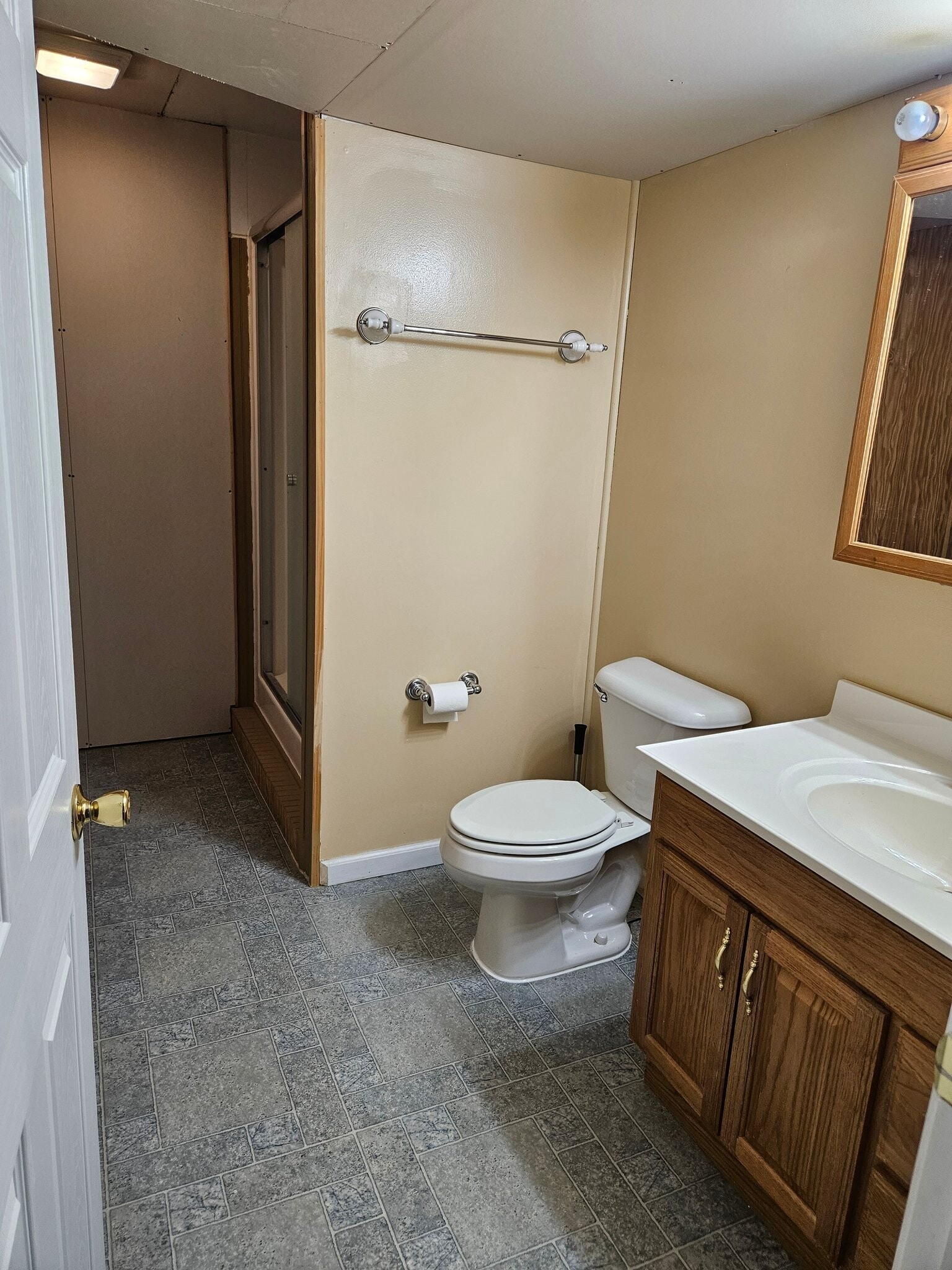 Building Photo - 70 Strawberry Cir