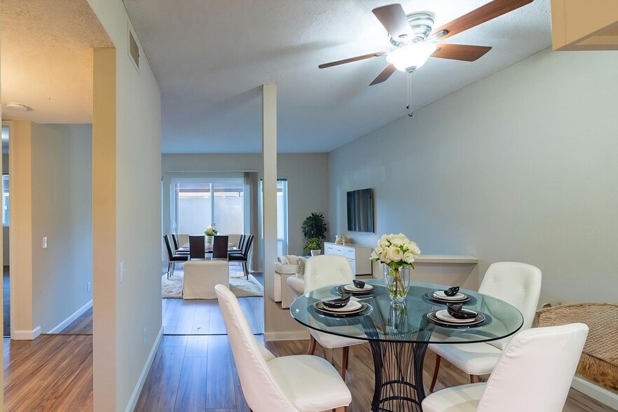 Interior Photo - Riverside Gardens