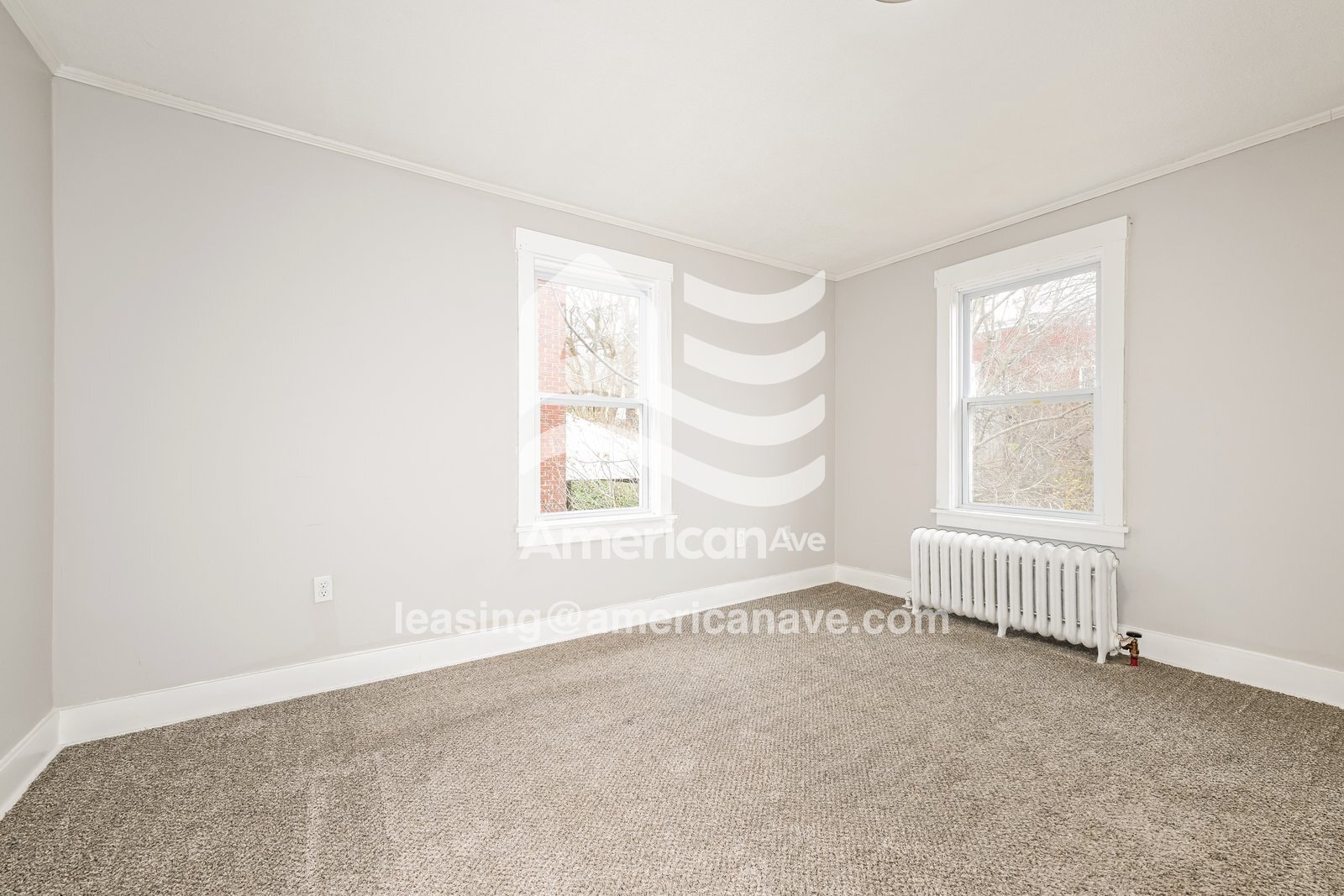 Building Photo - 3013 Pyramid Ave