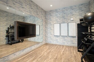 Building Photo - 3260 Stockton St