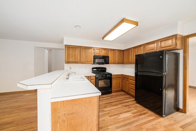 Building Photo - 2913 Ninebark Dr