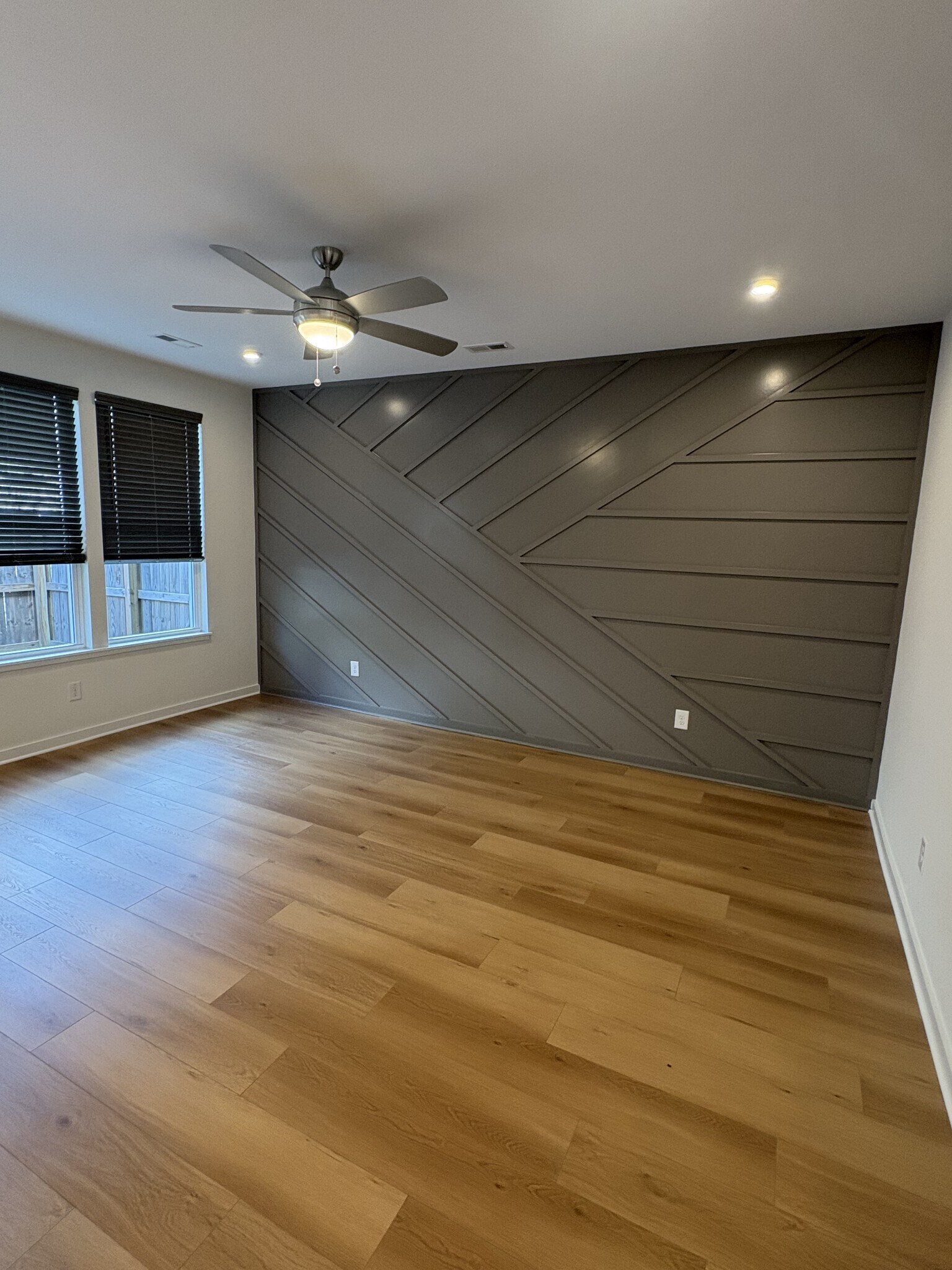 Building Photo - 628 Wallace Ct