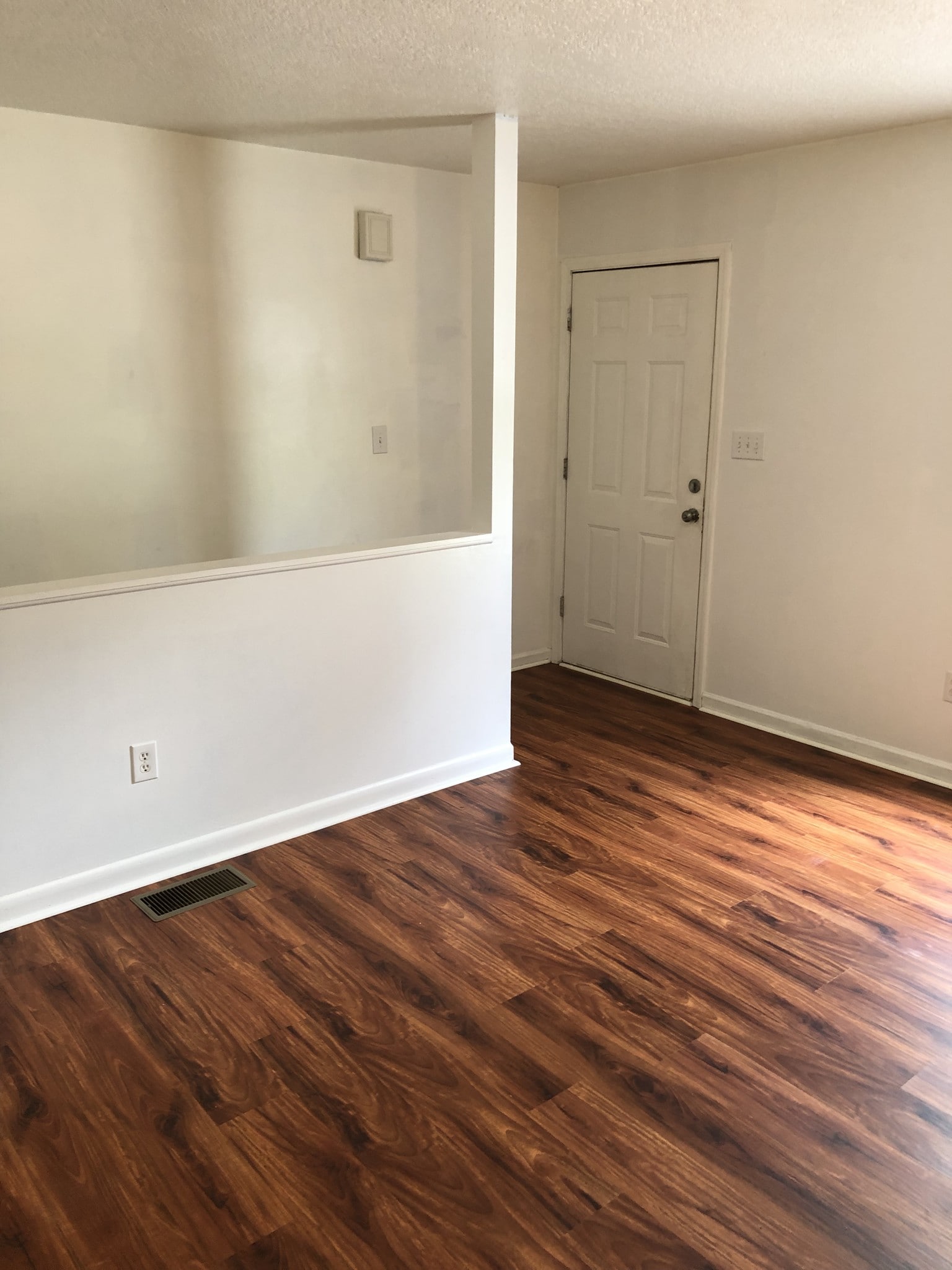 Living Room/Entrance - 222 New Stock Rd