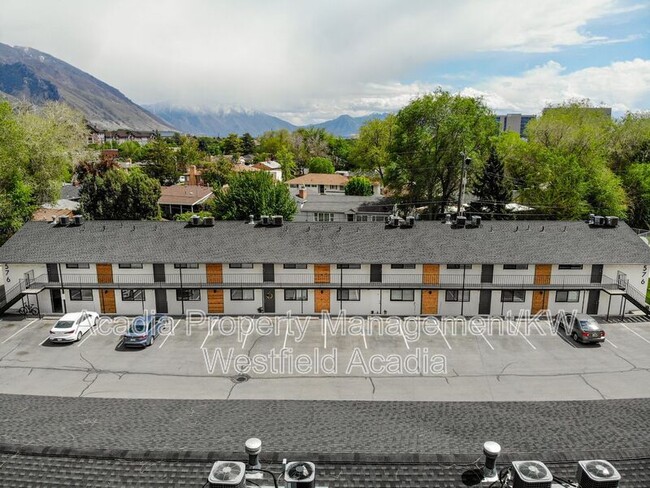 Building Photo - 1538 N Moon River Dr