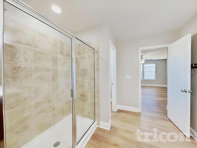 Building Photo - 50 Gallery Park Dr