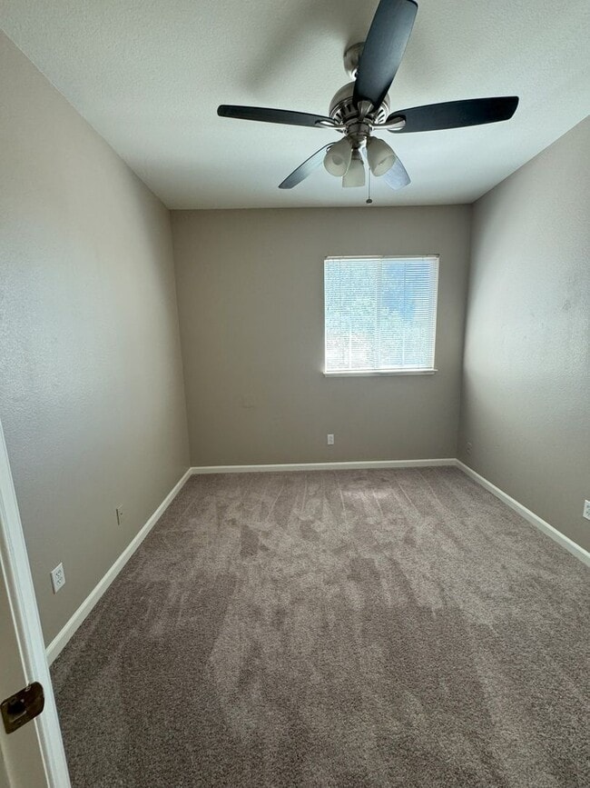 Building Photo - 4904 Brittany Ct