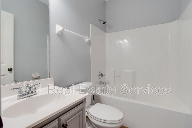 Building Photo - 7827 Anna Calla Way