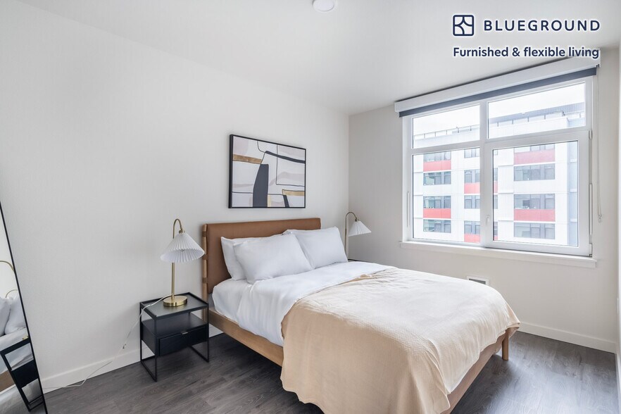 Building Photo - 1955 129th Ave NE