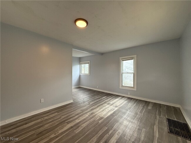 Building Photo - 1305 Curtis St