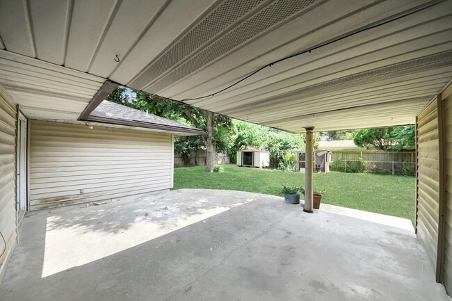 Building Photo - 10206 Catlett Ln