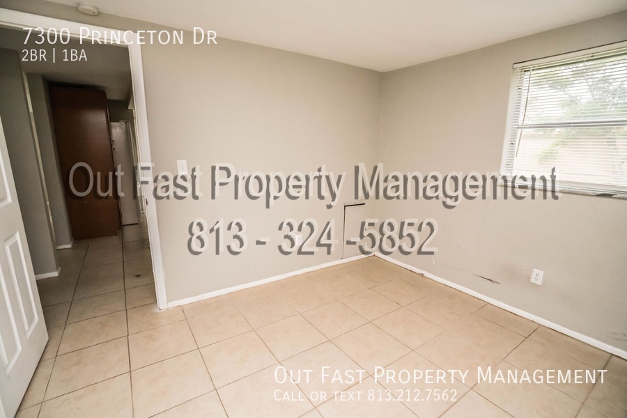 Building Photo - 7300 Princeton Dr