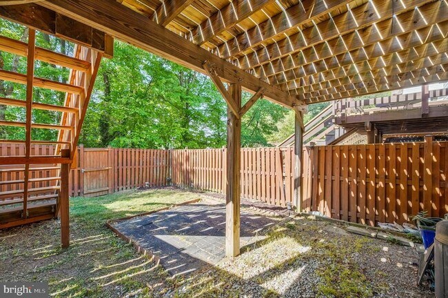 Building Photo - 7459 Aspenpark Rd