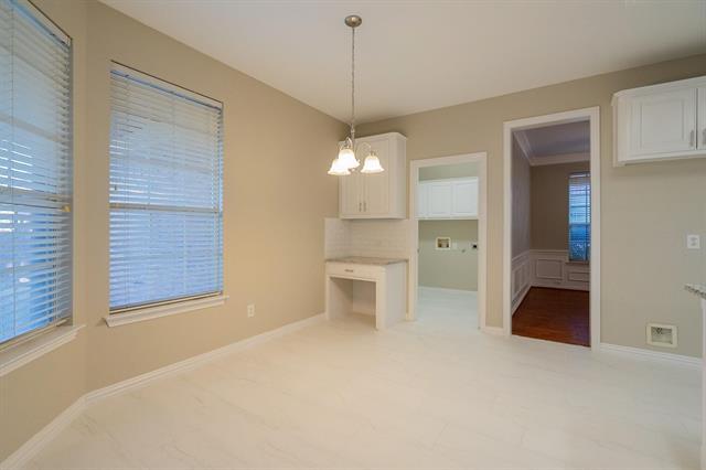 Building Photo - 703 Villanova Ct