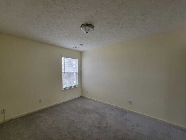 Building Photo - Lake Front Property. Loft - Swim/Tennis - Stainless Steel Appliances