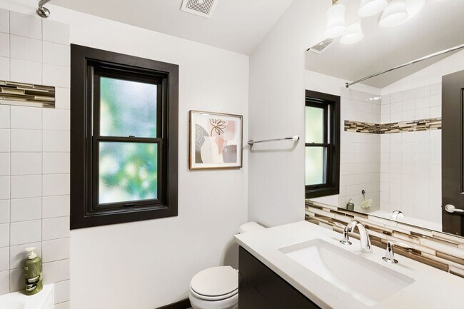 Building Photo - Cedar Park Furnished Home