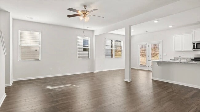 Building Photo - 3255 Colonel Ct