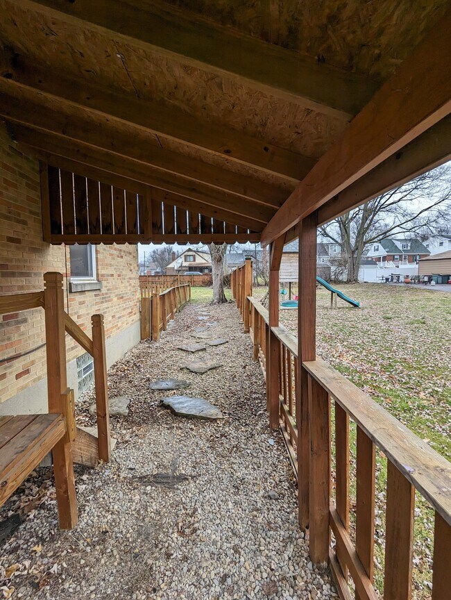 Building Photo - 420 Home Ave