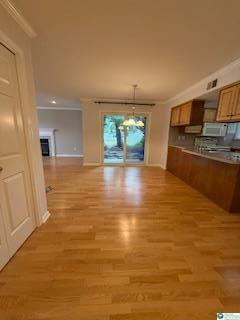 Building Photo - 1607 Briarwood Ln