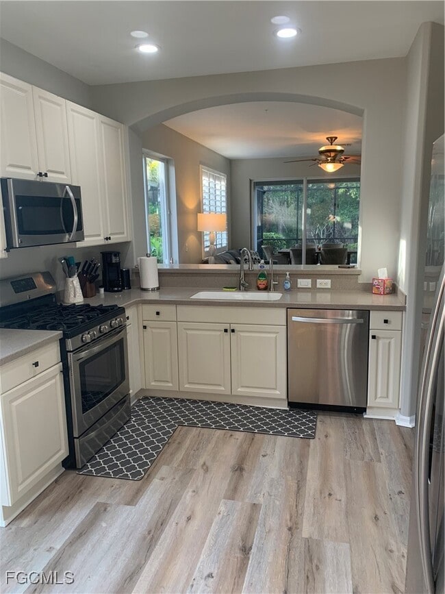 Building Photo - 10600 Tirano Ct