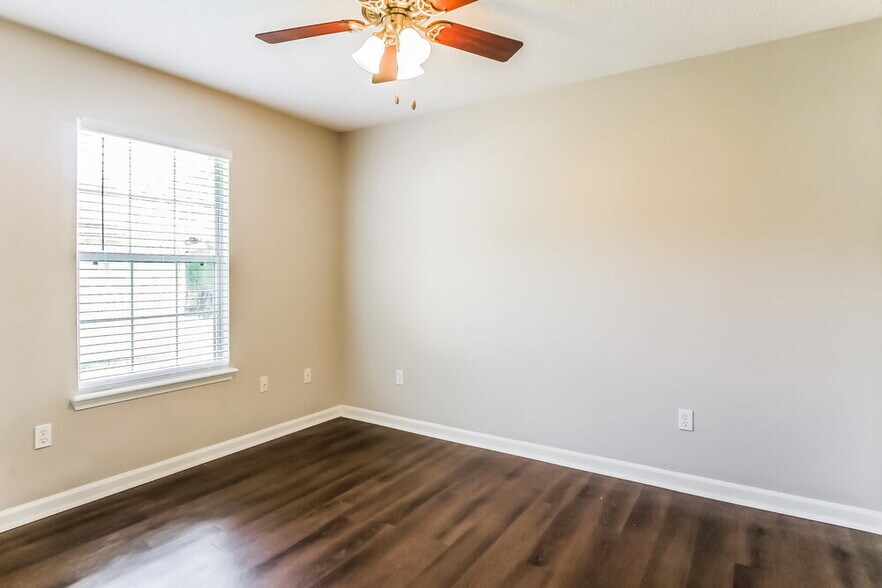 Building Photo - 11132 Coldfield Dr