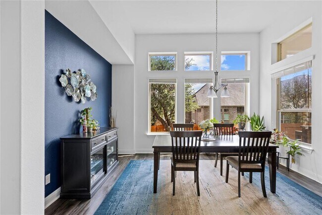 Building Photo - 15513 La Catania Way