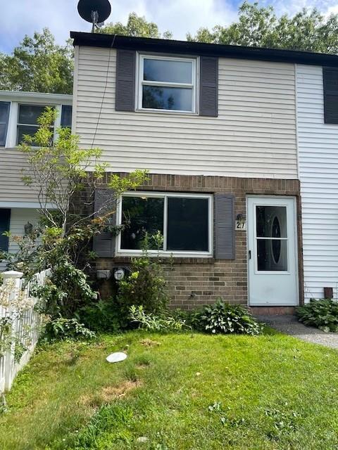 Primary Photo - 27 Wooded Way