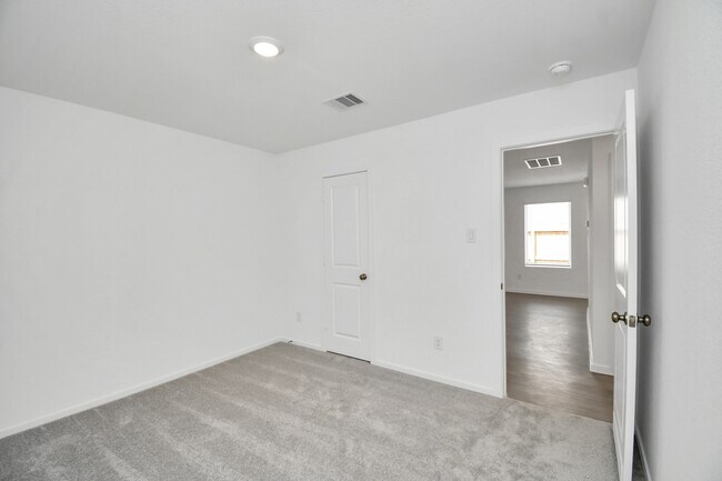 Building Photo - 1022 Gentle Nook Dr