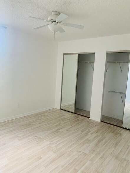 Building Photo - 820 Lavers Cir