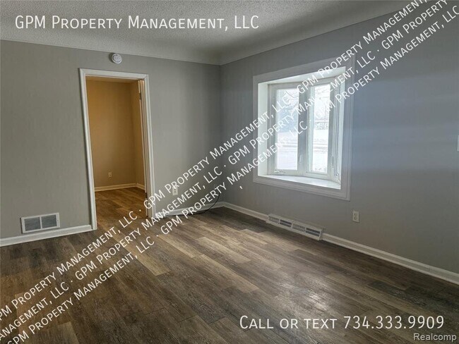 Building Photo - 6237 Inkster Rd