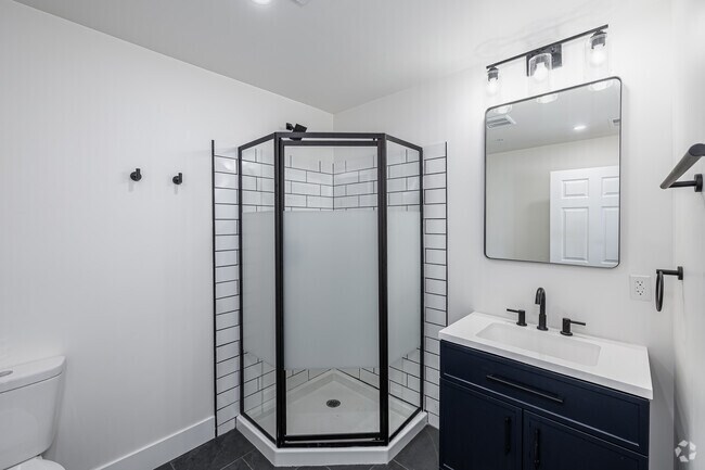 1BR, 1BA - Bathroom - 484 Main St