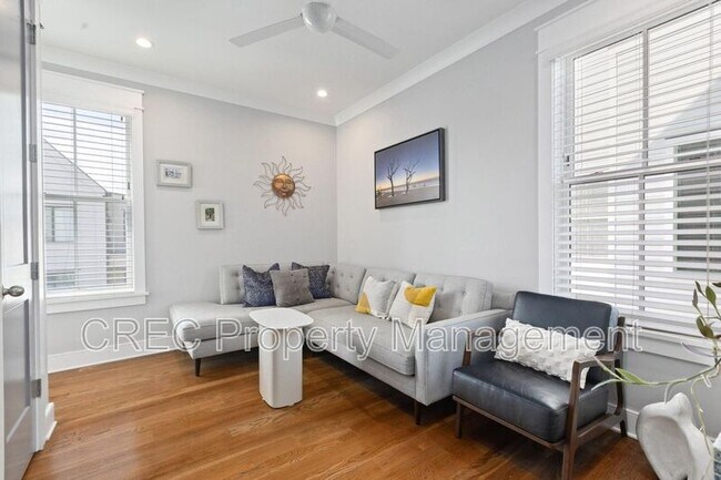 Building Photo - 3 1/2 Maranda Holmes St