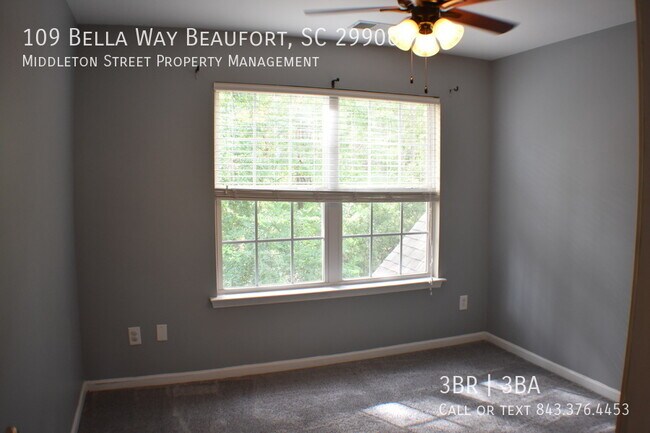 Building Photo - 109 Bella Way