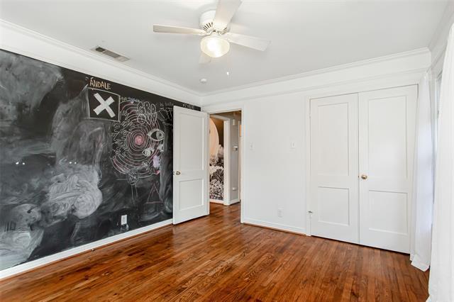 Building Photo - 8642 Daytonia Ave