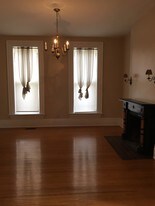 Building Photo - 302 Perrin Ave