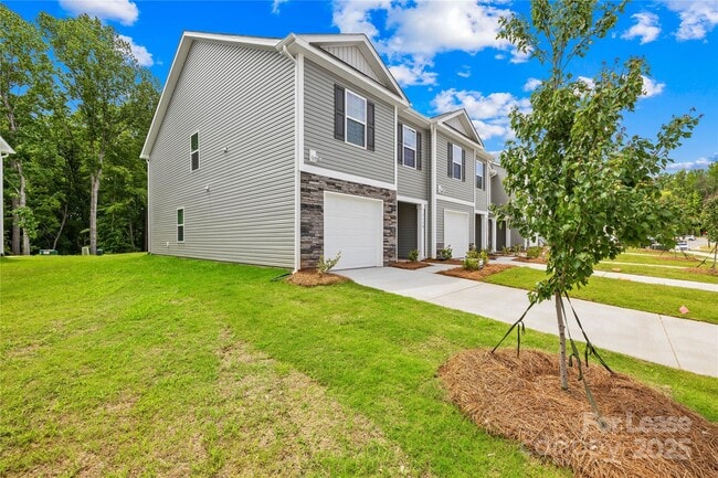Building Photo - 5150 Hyrule Dr