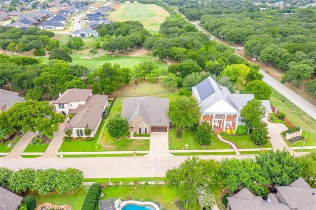 Building Photo - 13704 Southern Oaks Dr