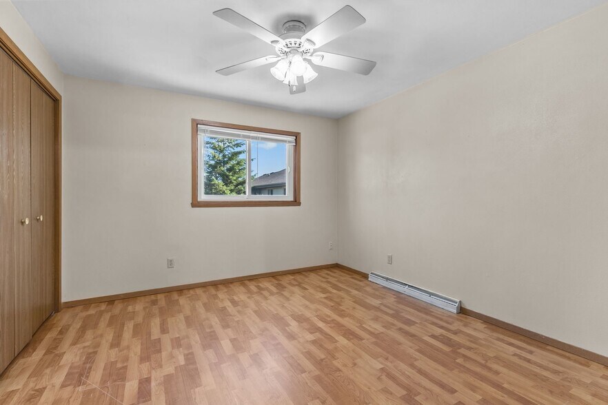 Building Photo - 1626 E Capitol Dr
