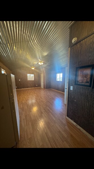 Building Photo - 3895 CR 258
