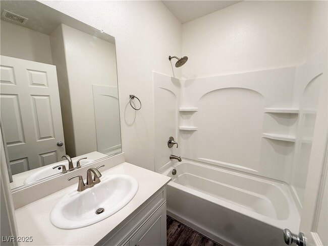 Building Photo - 8011 Cavazzo Ave