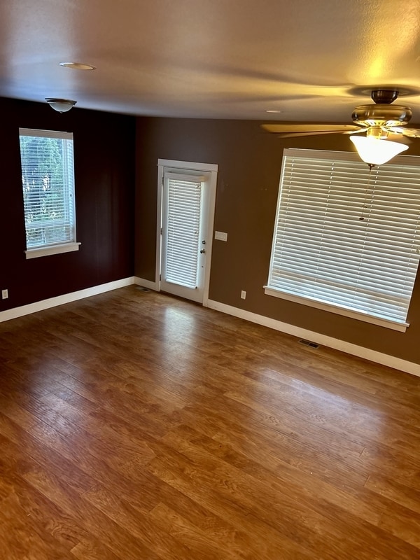 Building Photo - 8353 Grouse Cres Dr